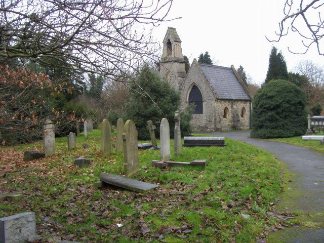 Putney Lower Common Cemetery © Shaun Ferguson (cc-by-sa/2.0) geograph.org.uk/p/1091588